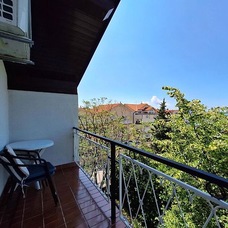 Rooms Sofija Selce Esterno foto