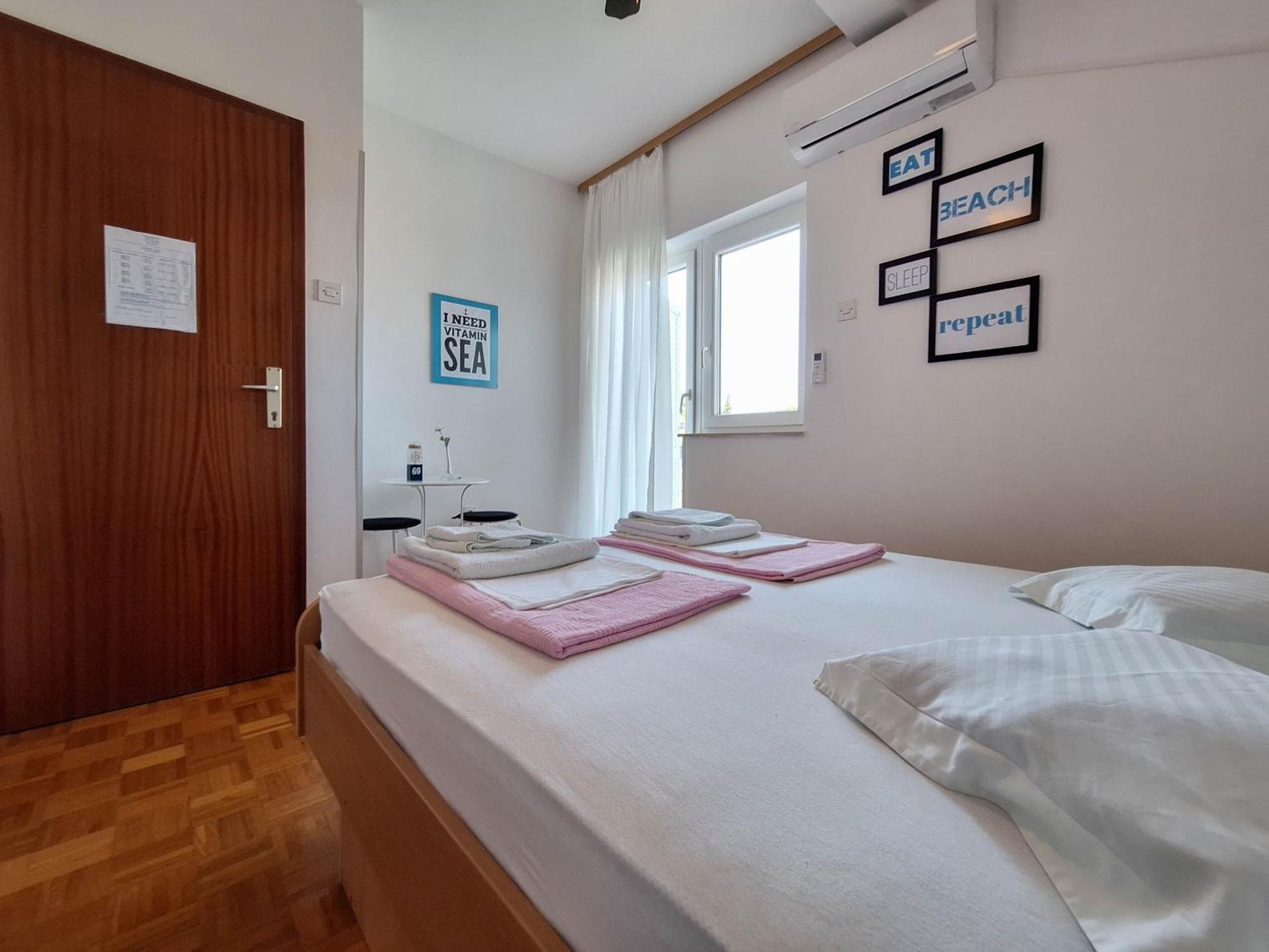 Rooms Sofija Selce Esterno foto