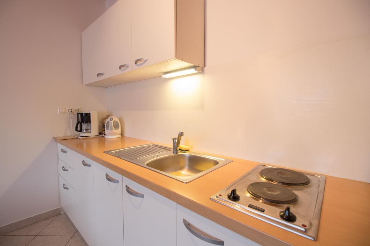 Rooms Sofija Selce Esterno foto